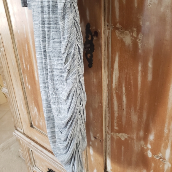 Banana Republic XS Soft Rayon Midi Gray Dress with Asymetrical Side Ruching - Picture 5 of 9